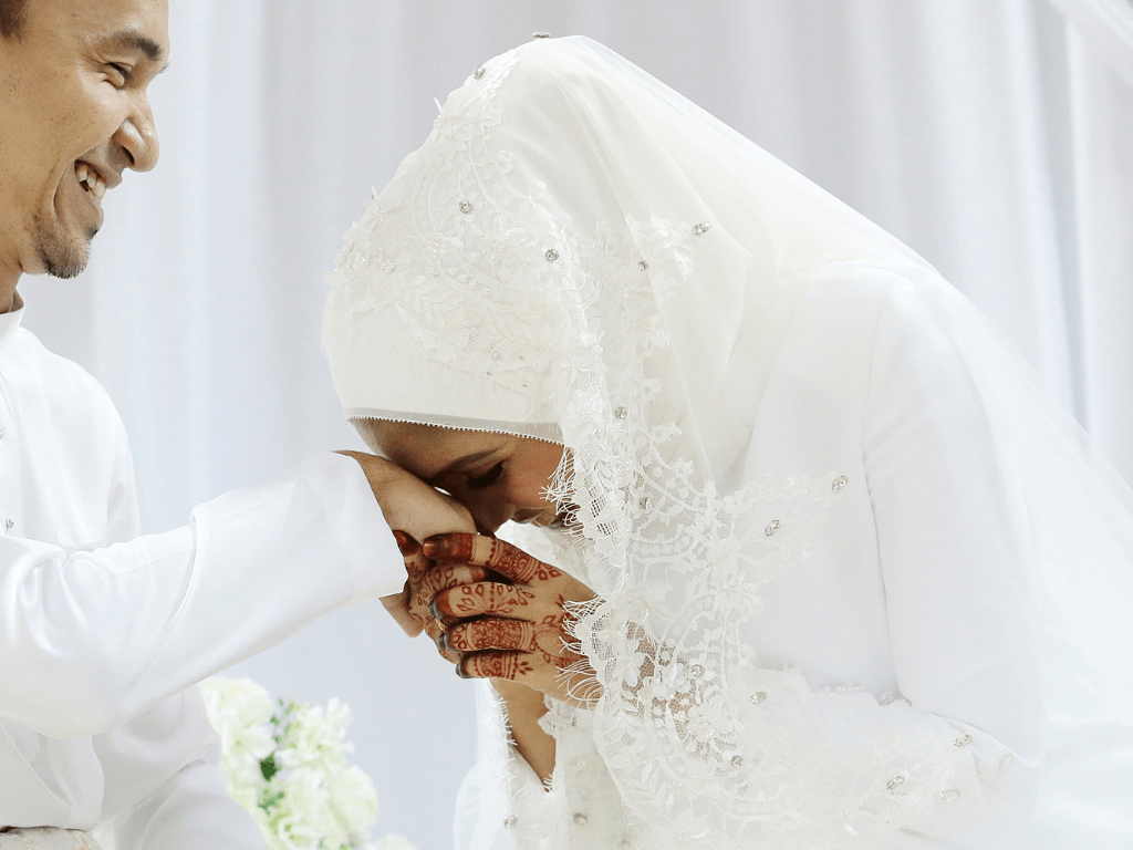 3 Tarikh Keramat Yang Wajib Suami Ingat